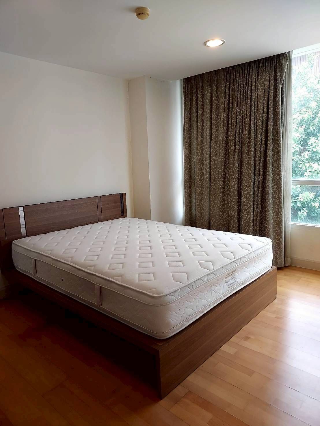 2 卧室 公寓 出售 在  - Image 3