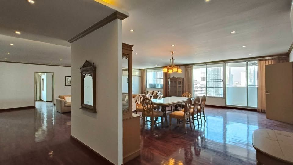 เอ็ม ทาวเวอร์ - Image 4