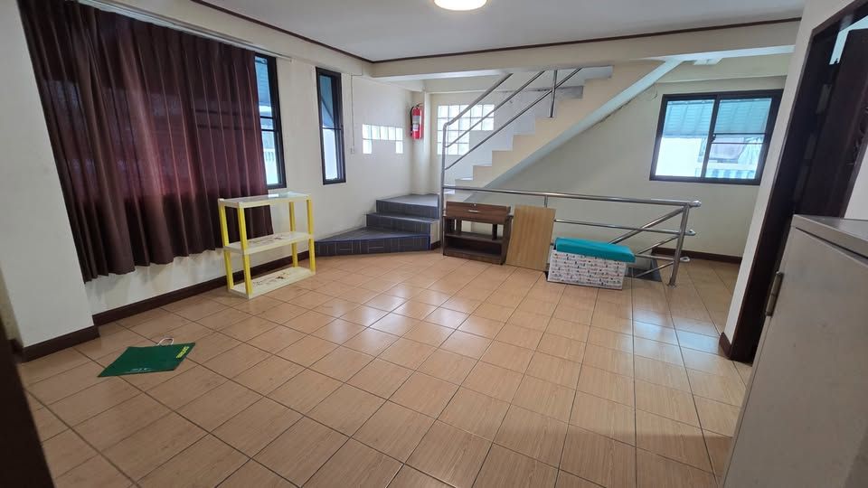 4 ห้องนอน ทาวน์เฮาส์ สำหรับเช่า ใน ห้วยขวาง, ห้วยขวาง, กรุงเทพมหานคร - Image 4