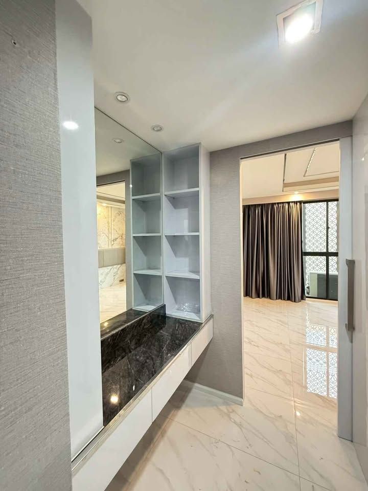 Jade Sathon-Rama3 - Image 8