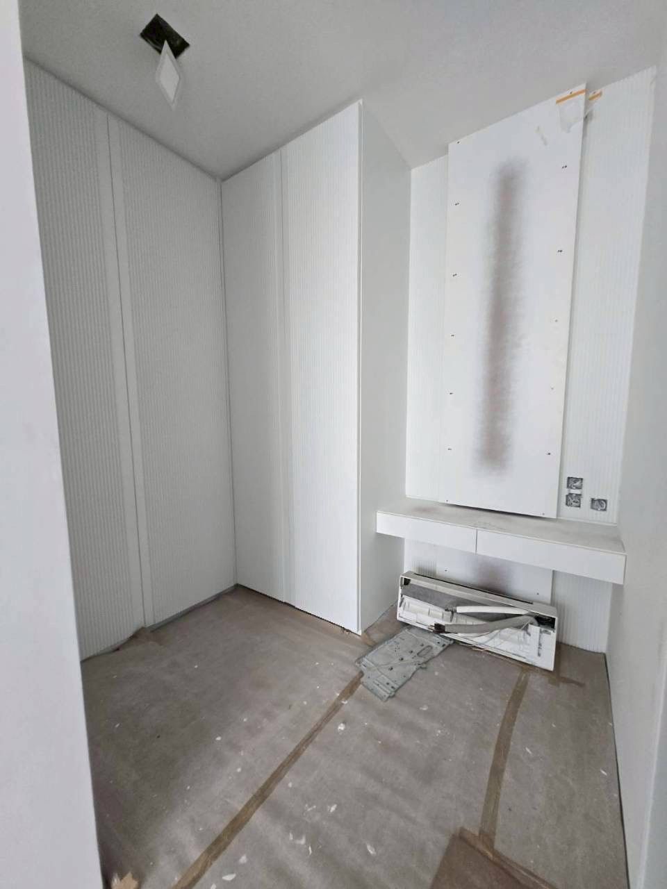 3 卧室 独立房屋 出售 在  - Image 17