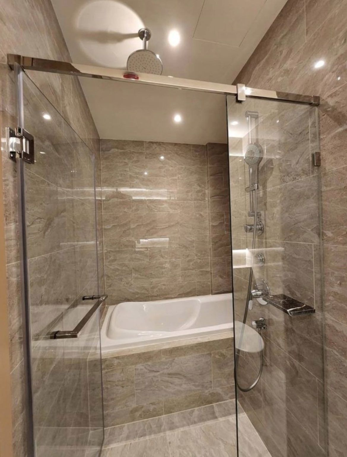 uploads/3efcf3ff-14c0-49cd-a97d-c18a86e0c28f/55d56028-dbd0-4017-a4d8-a609191d2571