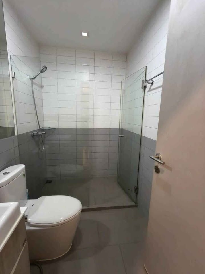 2 卧室 公寓 出租 在  - Image 6