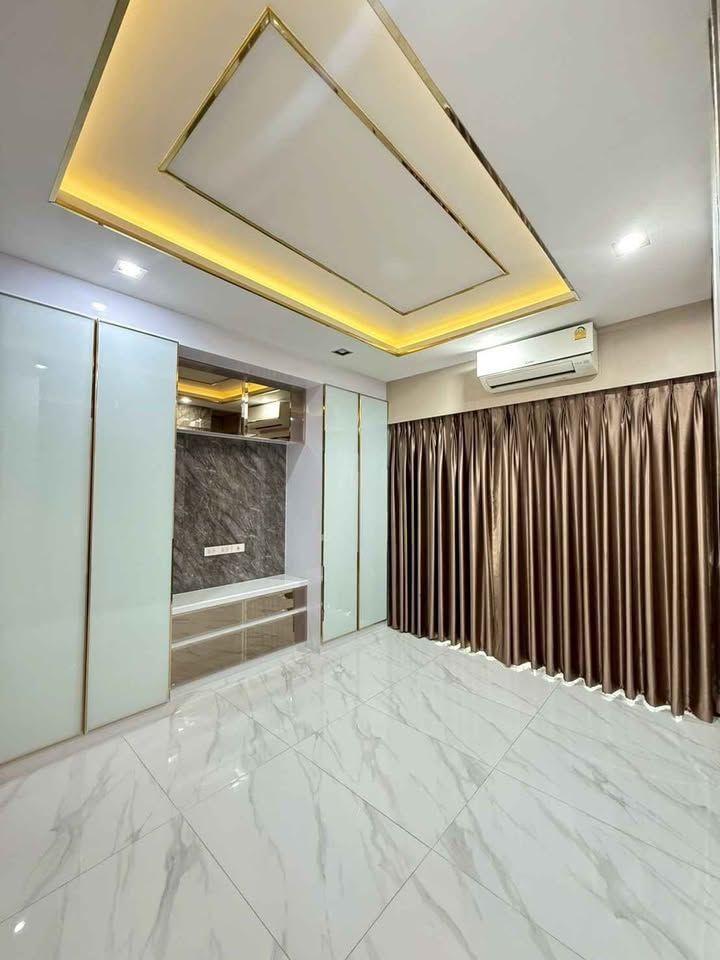 Jade Sathon-Rama3 - Image 9