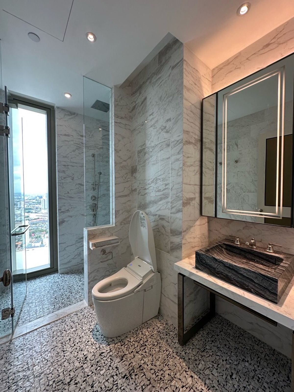 The Residences At Mandarin Oriental - Image 17