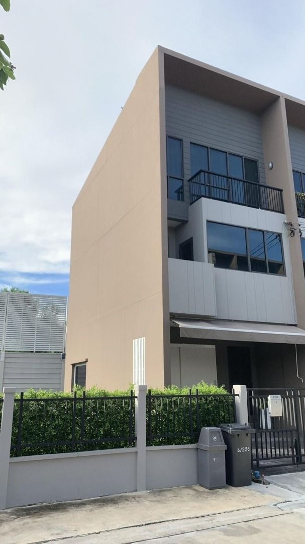 3 卧室 联排别墅 出售 在  - Image 6