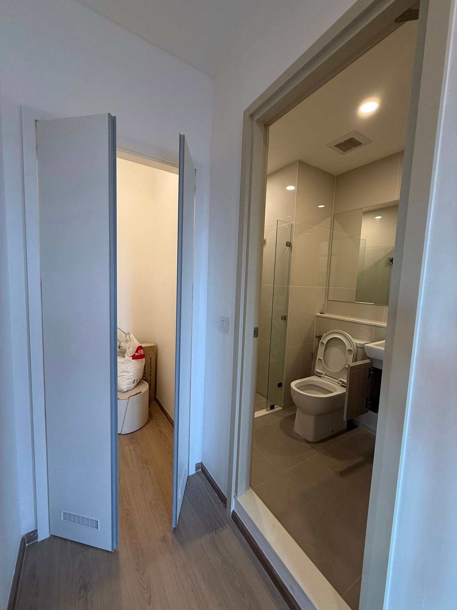 Life Rama 4 - Asoke - Image 10