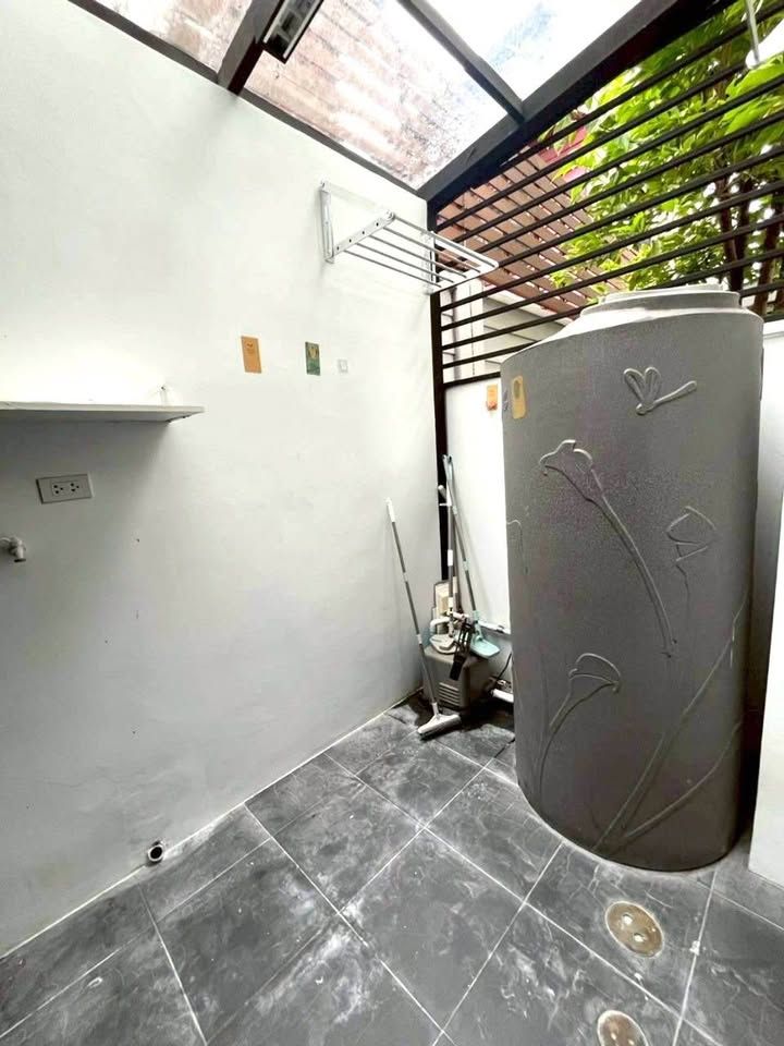 4 卧室 联排别墅 出租 在  - Image 22