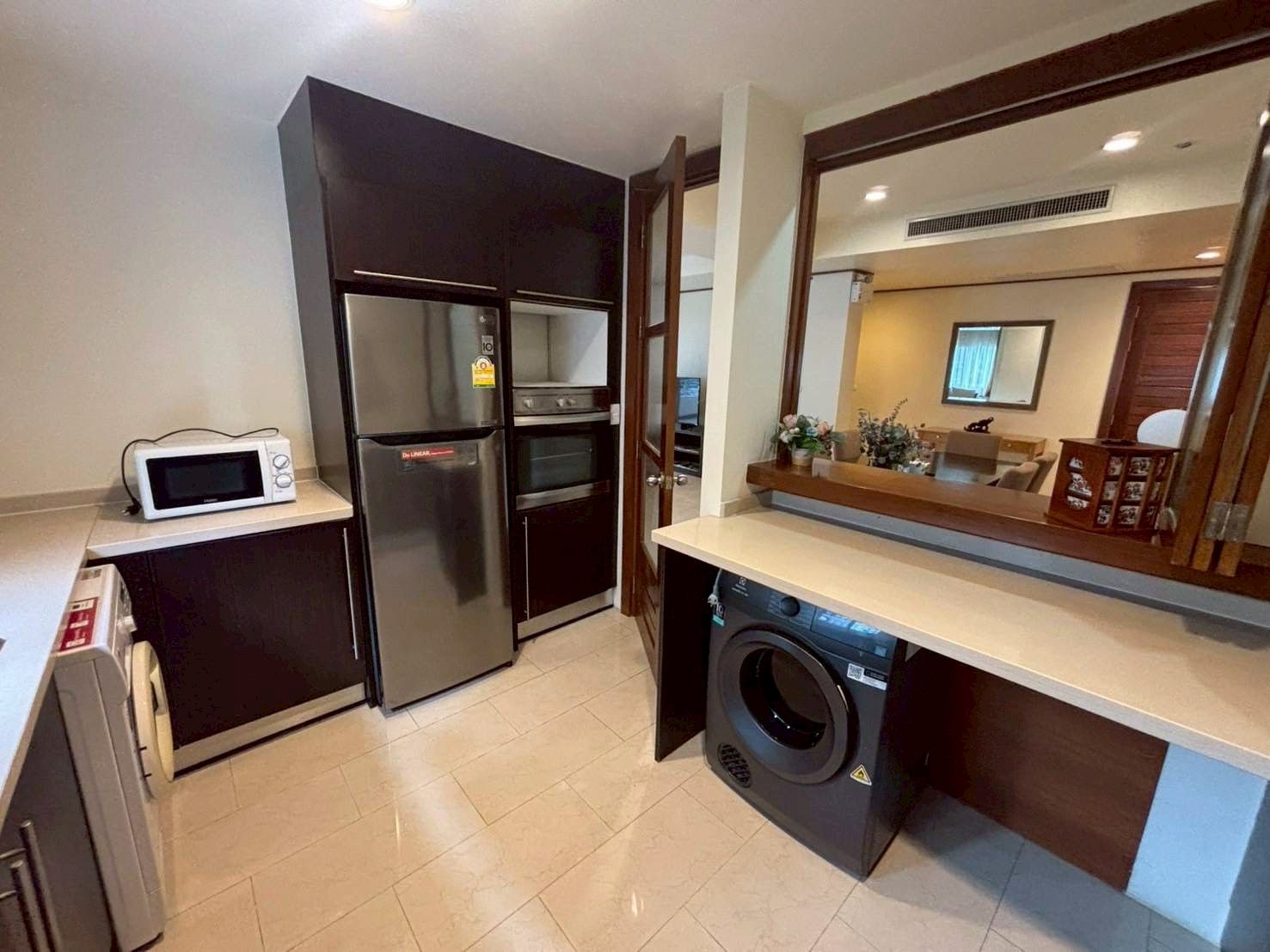 Sathorn Seven Residence - Image 11