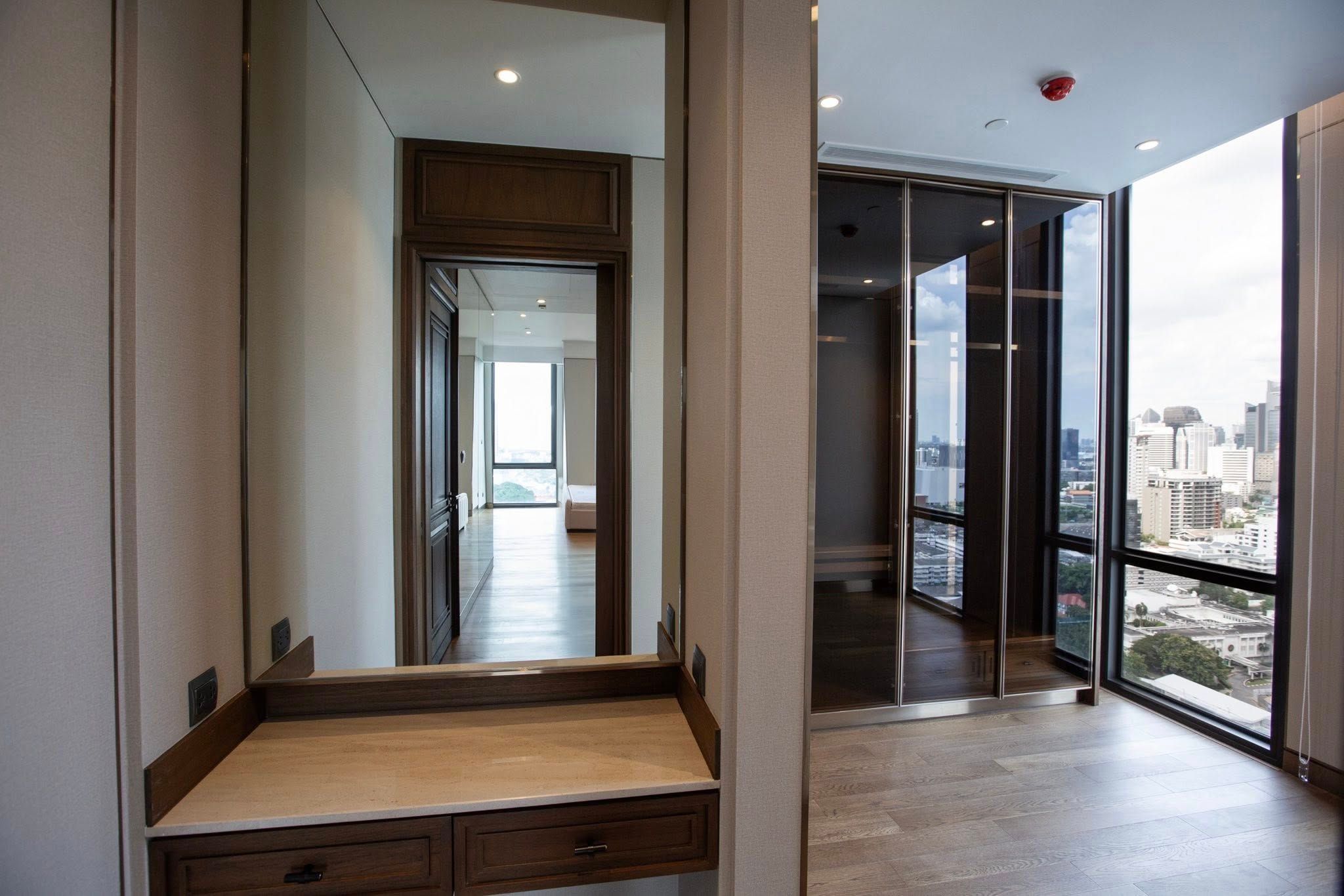 MUNIQ Langsuan - Image 19