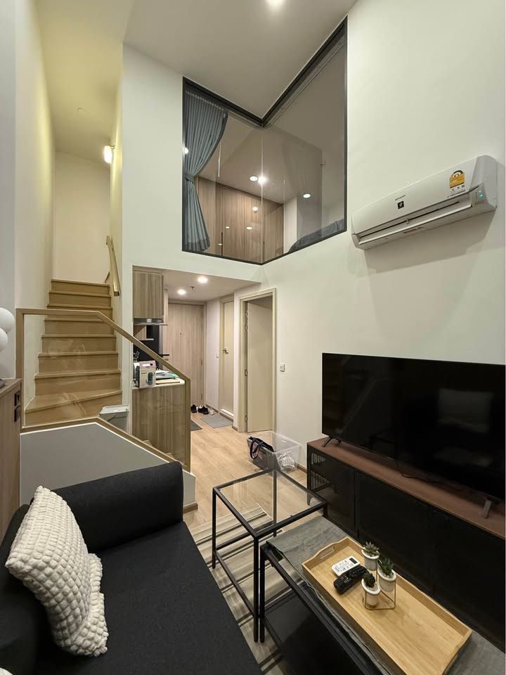 Life Rama 4 - Asoke - Image 1