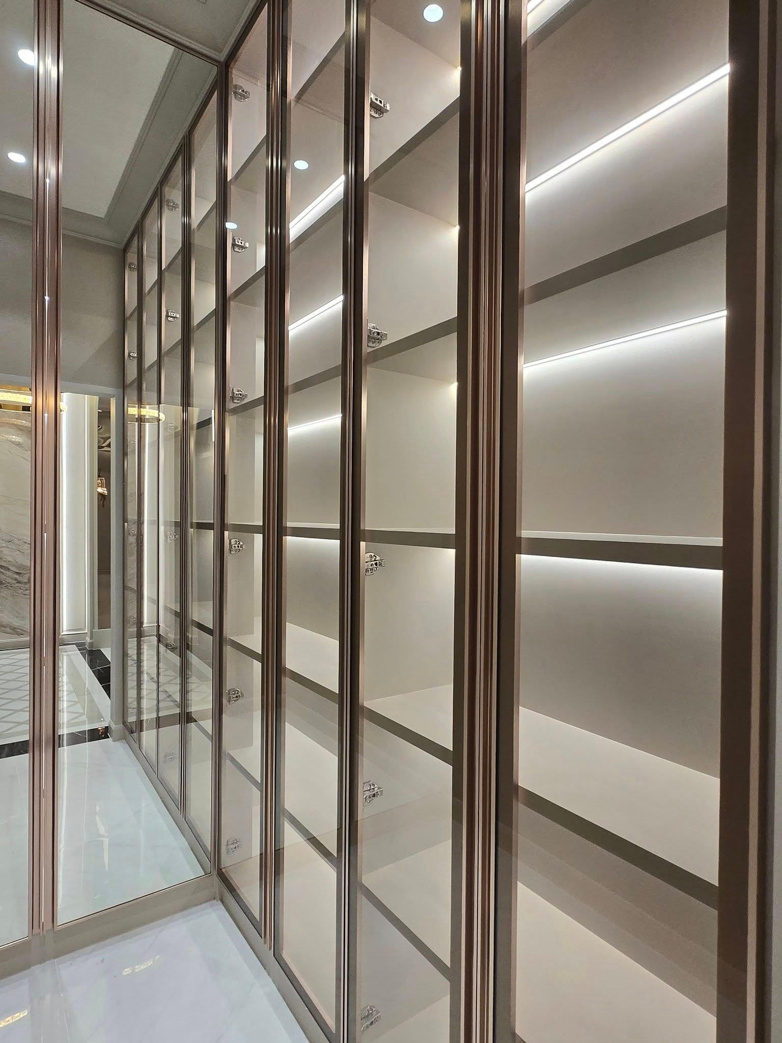 Narasiri Krungthepkreetha - Image 5