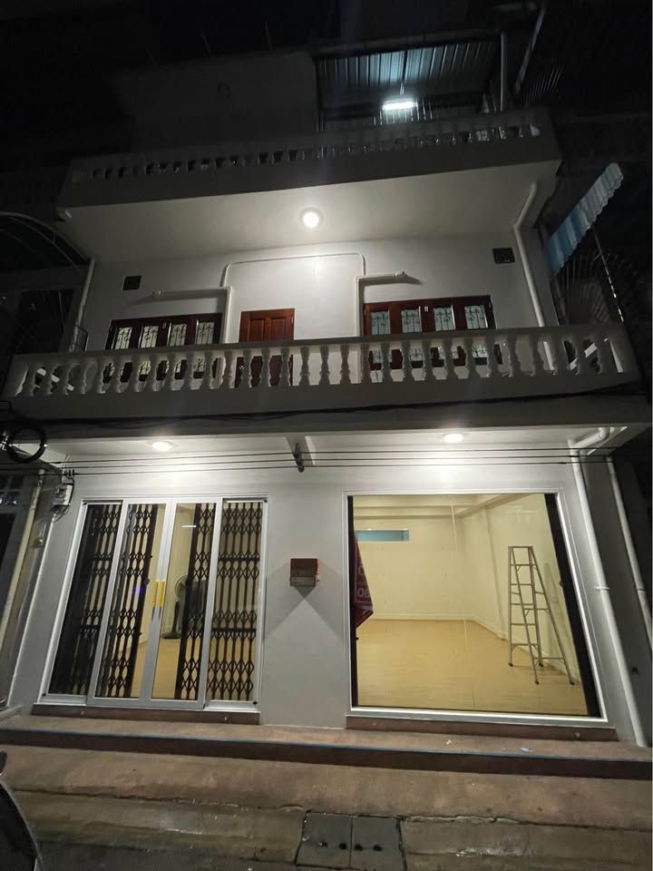  Building For Rent in Rong Mueang, Pathum Wan, Bangkok - Image 10