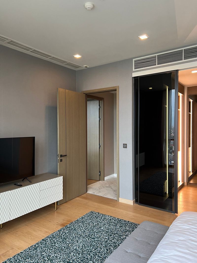 เดอะ โมนูเมนต์ ทองหล่อ - Image 13