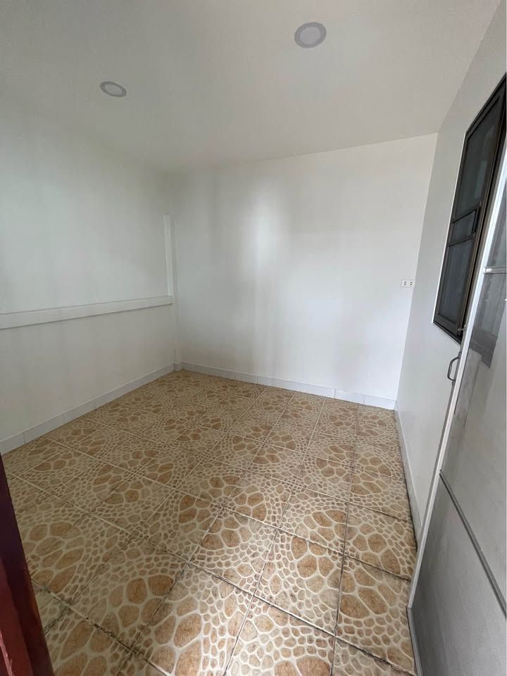  Building For Rent in Rong Mueang, Pathum Wan, Bangkok - Image 18