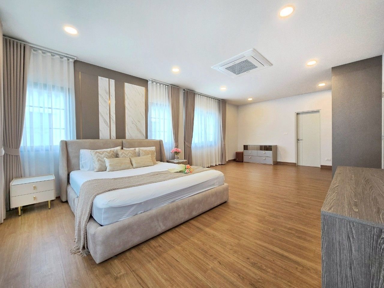 uploads/3efcf3ff-14c0-49cd-a97d-c18a86e0c28f/63b73154-637c-4ebe-85ce-06882a8550b6