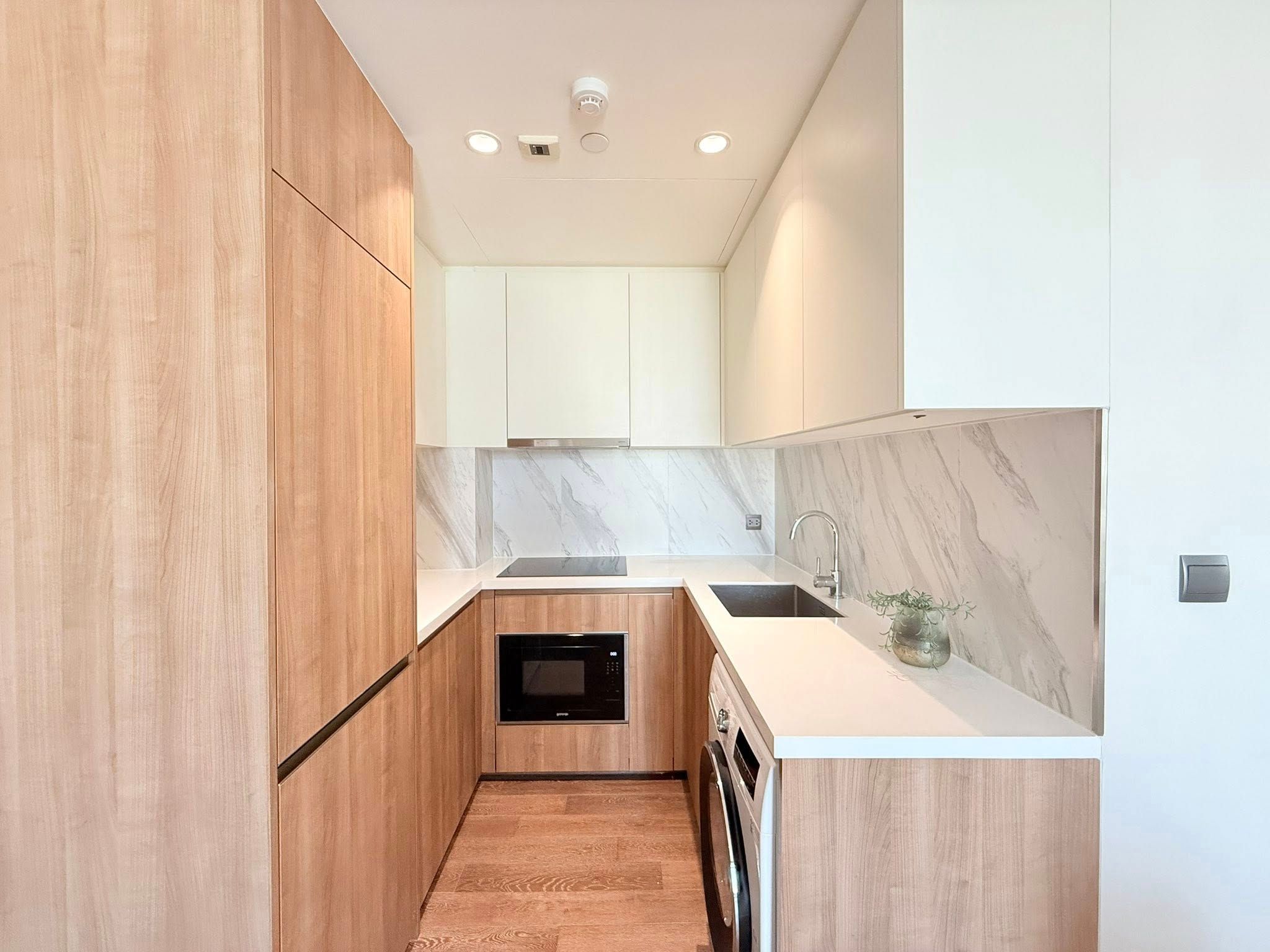 2 卧室 公寓 出租 在  - Image 5