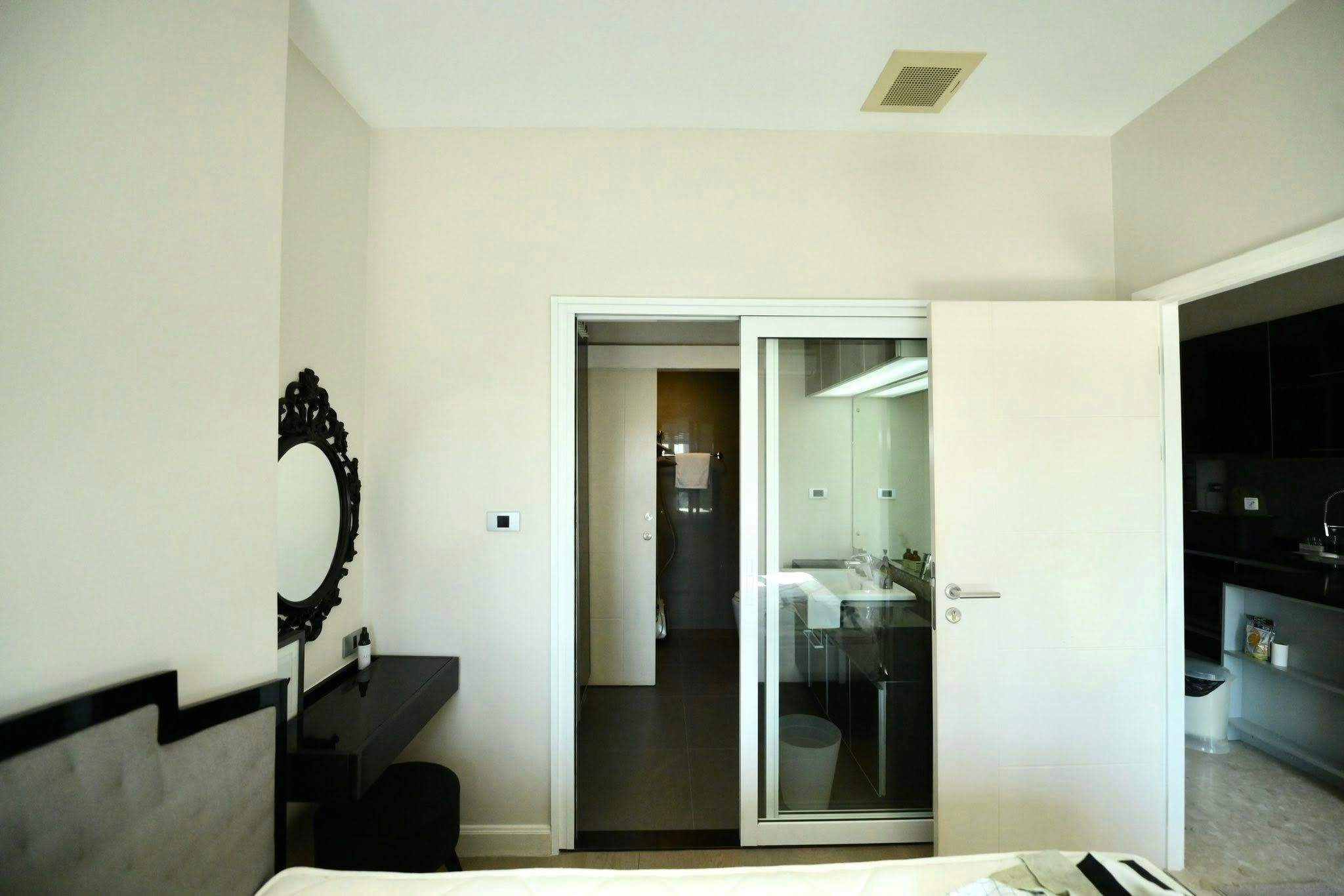 The Crest Sukhumvit 34 - Image 8