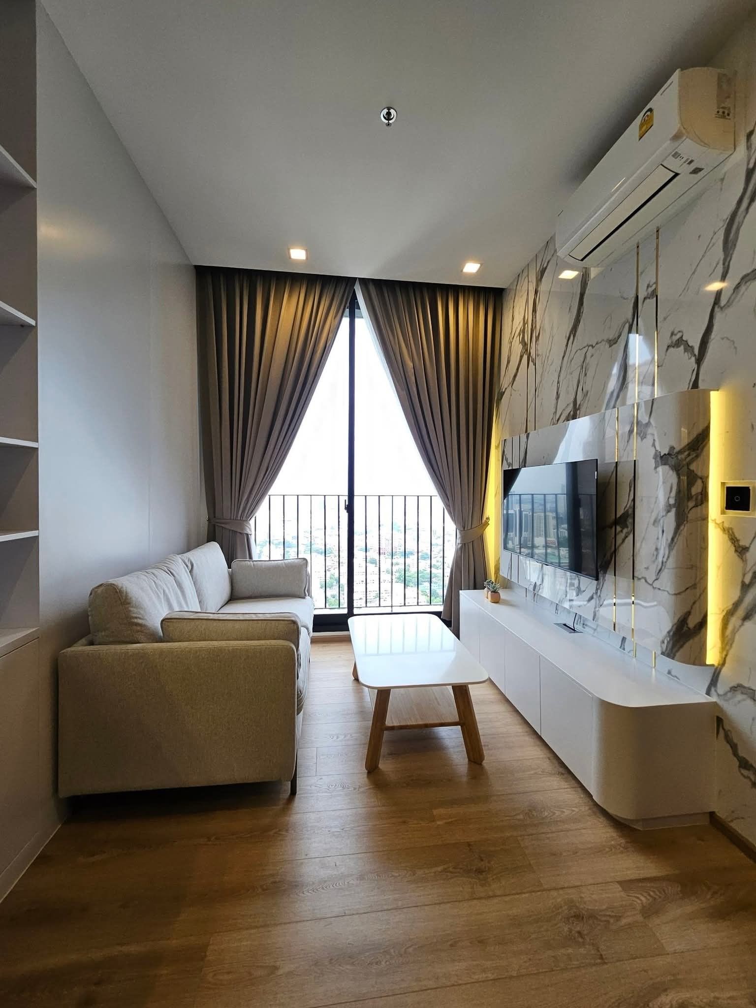 โนเบิล อราวน์ อารีย์ - Image 1