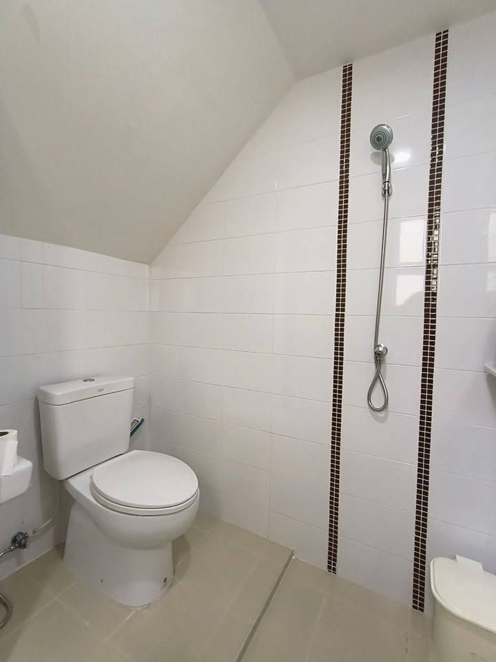 Passorn Prestige Pattanakarn - Image 13