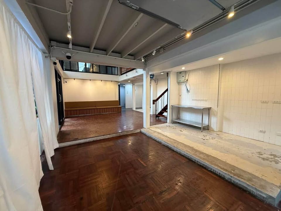  建筑物 出租 在  - Image 3