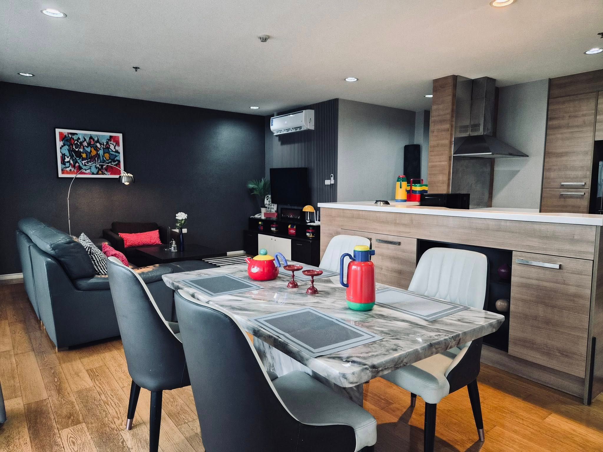 2 卧室 公寓 出租 在  - Image 4