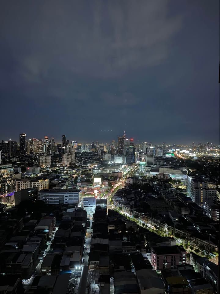 Life Rama 4 - Asoke - Image 7