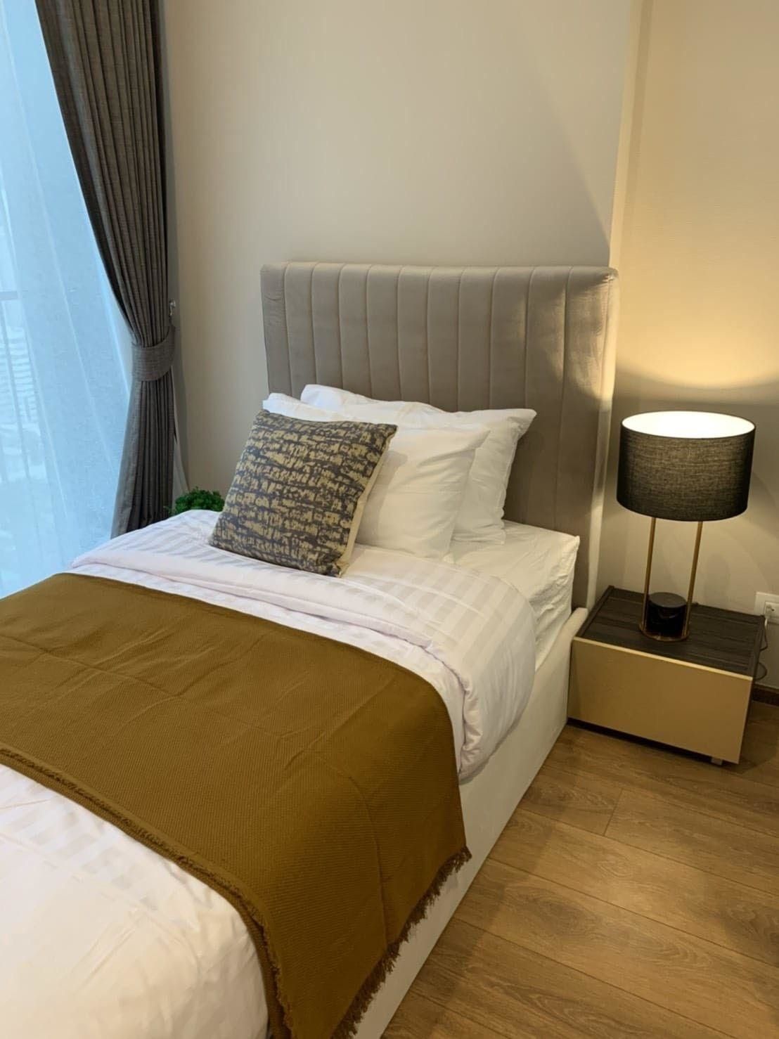 Noble BE 33 - Image 20