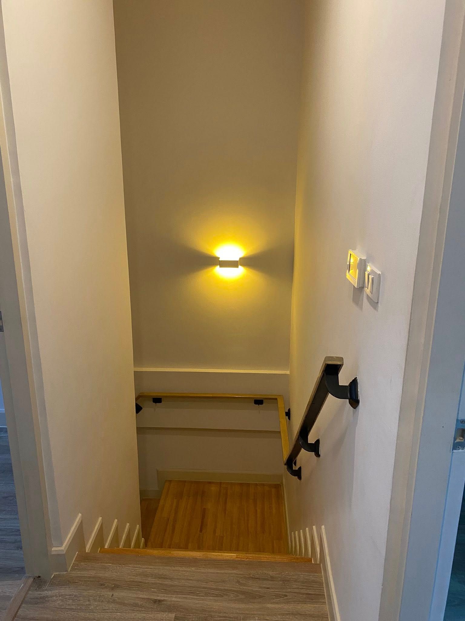 2 卧室 联排别墅 出租 在  - Image 8