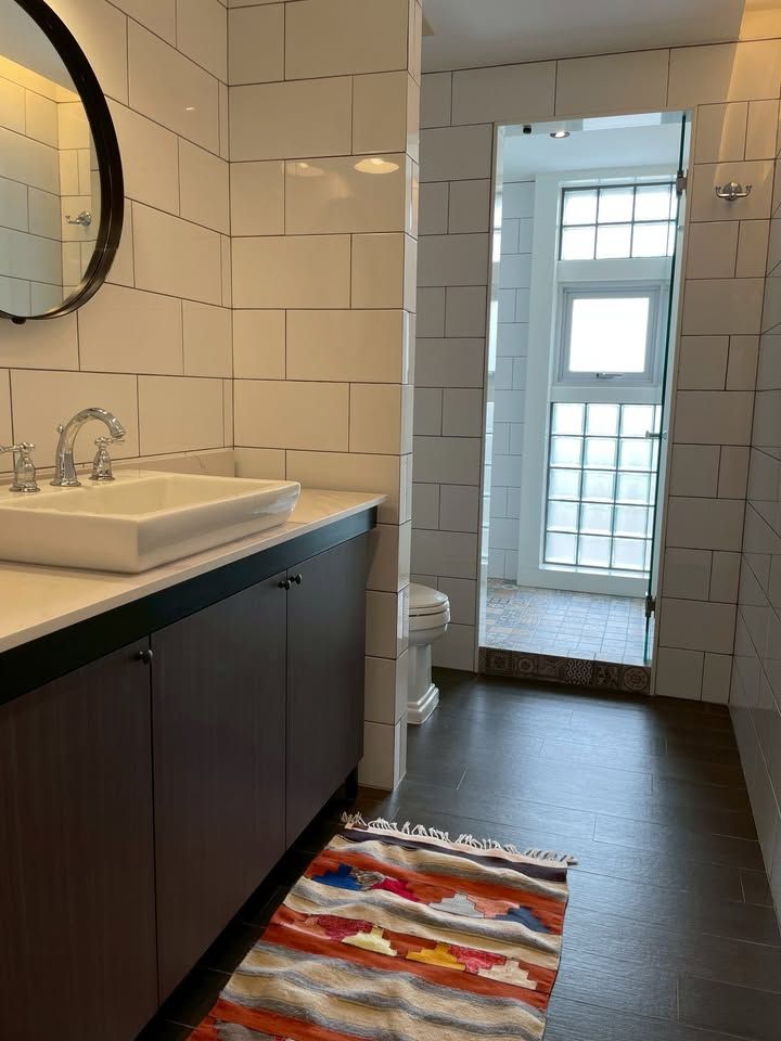 Penthouse Condominium 3 - Image 12