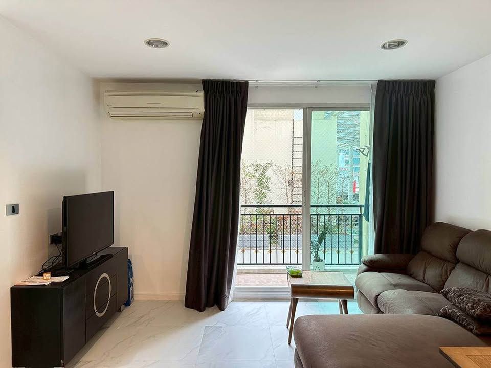 The Crest Sukhumvit 24 - Image 2