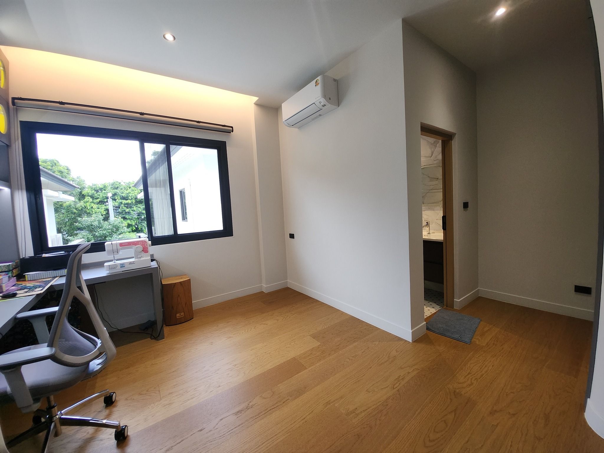 5 卧室 独立房屋 出租 在  - Image 34