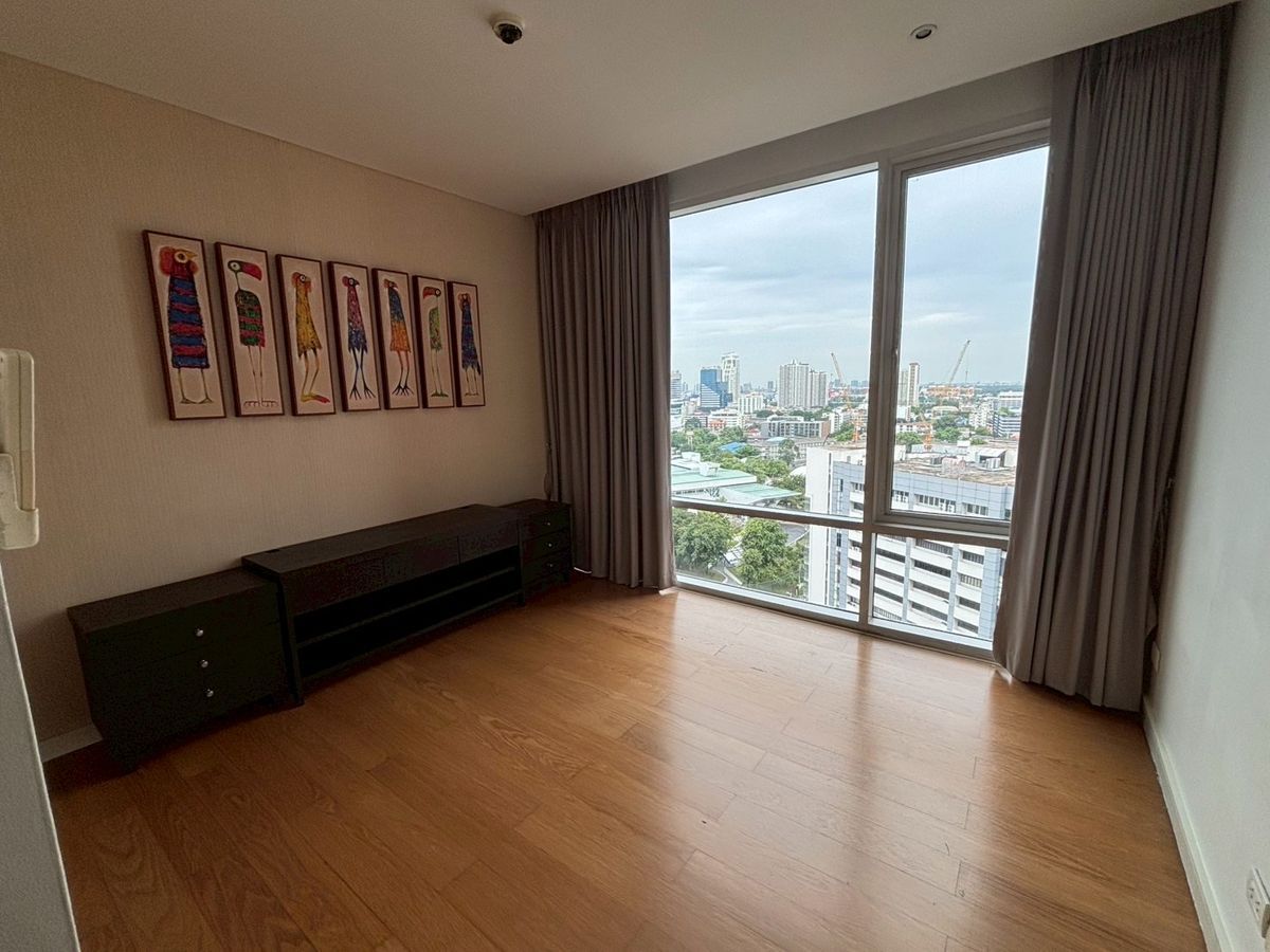 3 卧室 公寓 出租 在  - Image 5