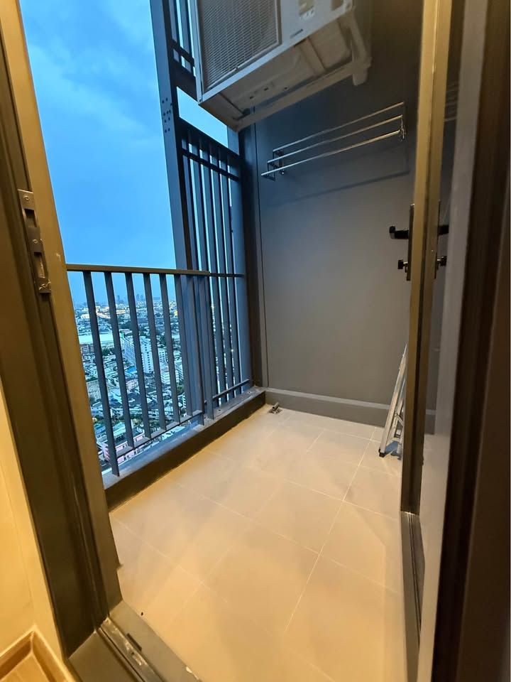 Life Rama 4 - Asoke - Image 9