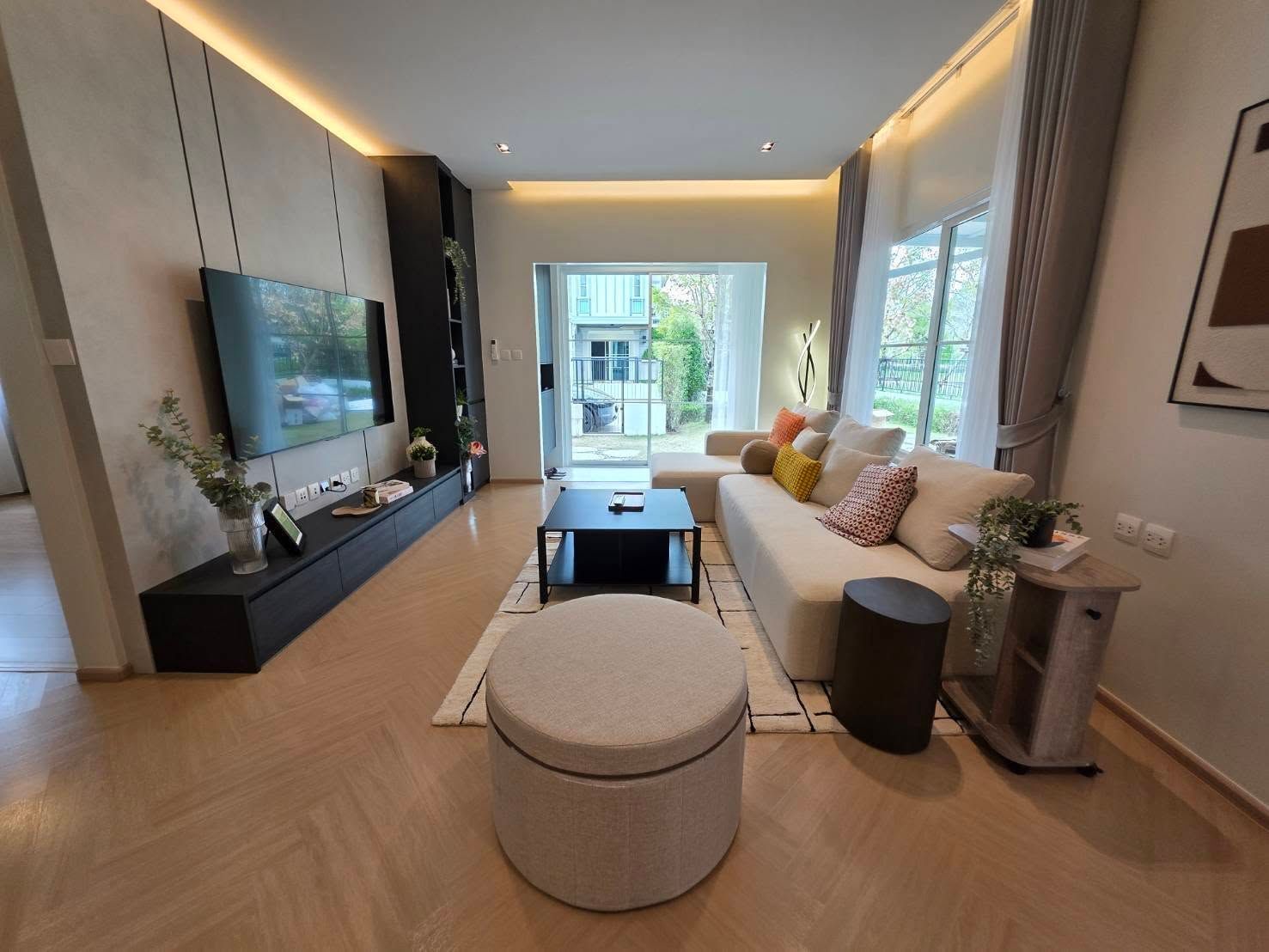 5 Bedroom House For Rent in Bang Kaeo, Bang Phli, Samut Prakan - Image 3