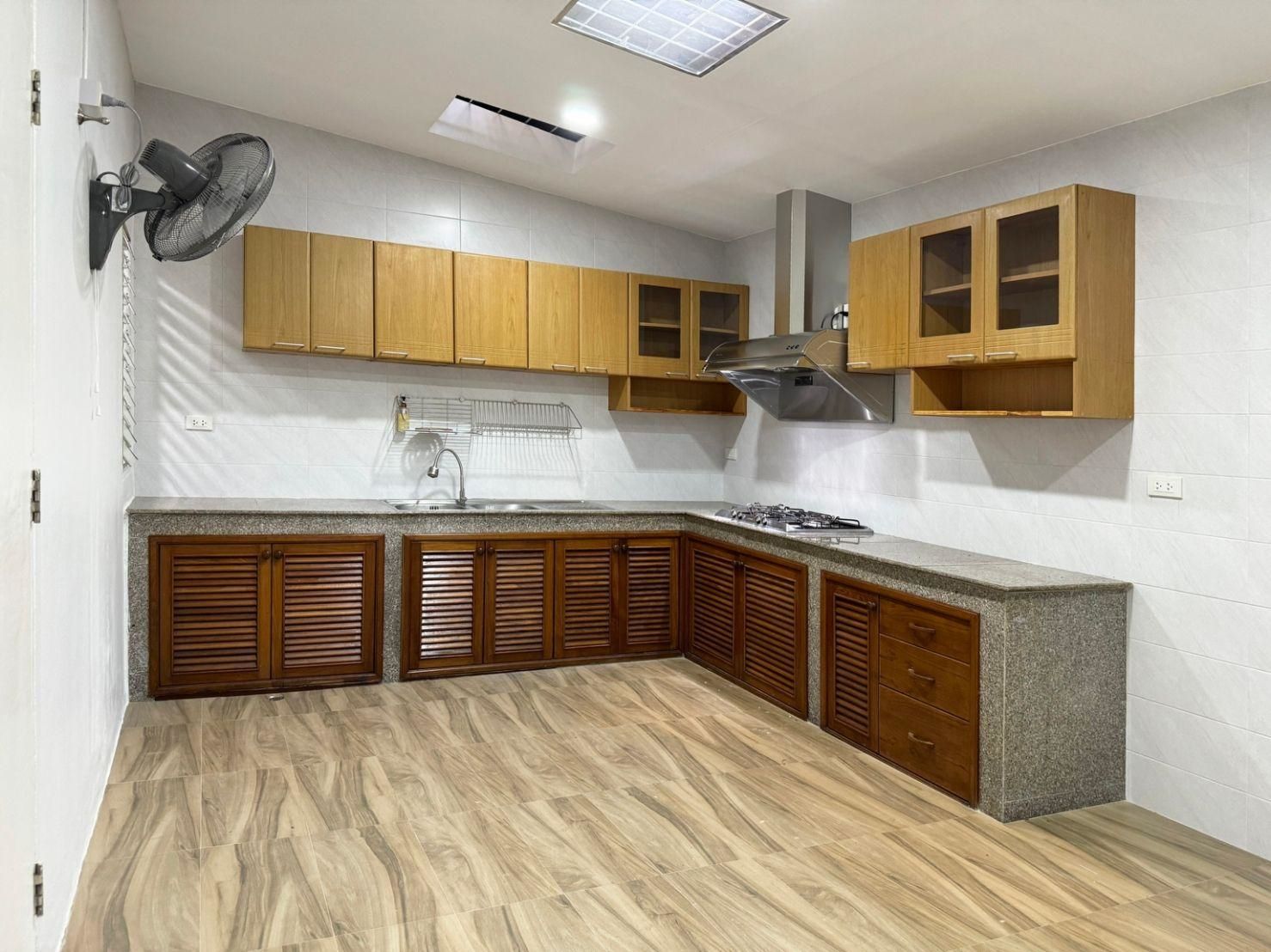 uploads/3efcf3ff-14c0-49cd-a97d-c18a86e0c28f/74d5d9aa-541e-45e1-b472-f4bdbc987eb6