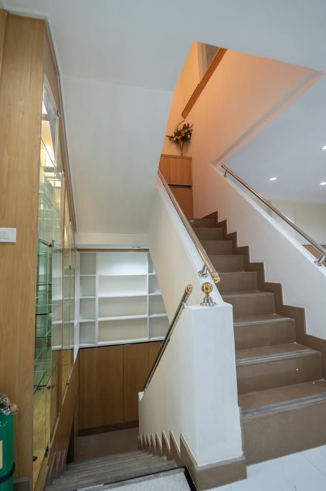 uploads/3efcf3ff-14c0-49cd-a97d-c18a86e0c28f/75bf8270-f2fc-44e8-b7a7-6d980de4cd06