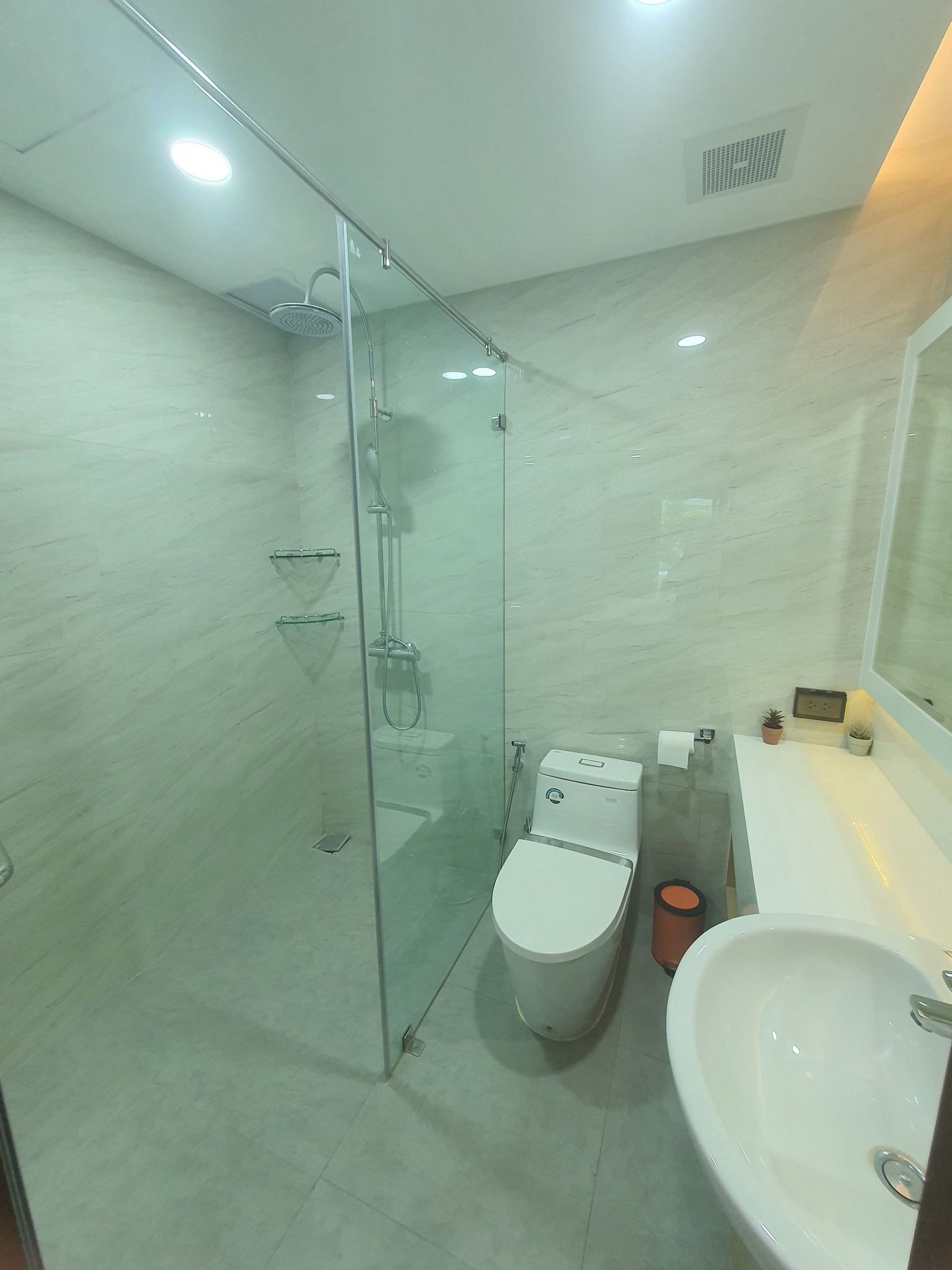 uploads/3efcf3ff-14c0-49cd-a97d-c18a86e0c28f/7721172a-bf5a-4976-8565-2a78aa79f6fd