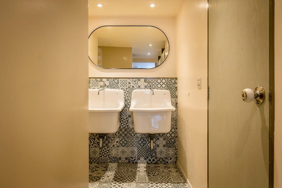 uploads/3efcf3ff-14c0-49cd-a97d-c18a86e0c28f/77a859a2-2c37-406a-a20b-b006ae3ea37f