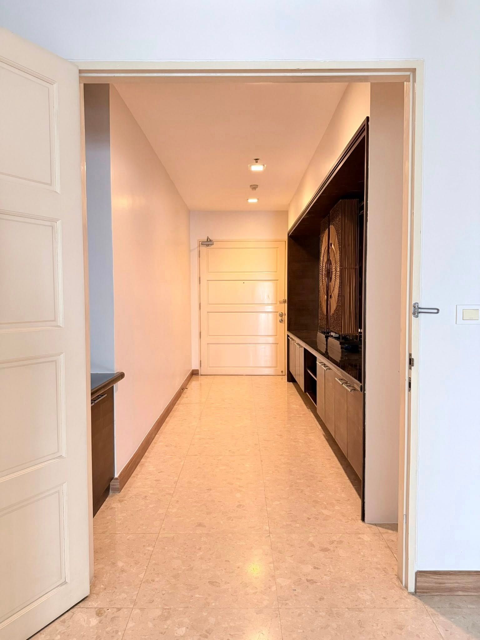 Nusasiri Grand Condominium - Image 8