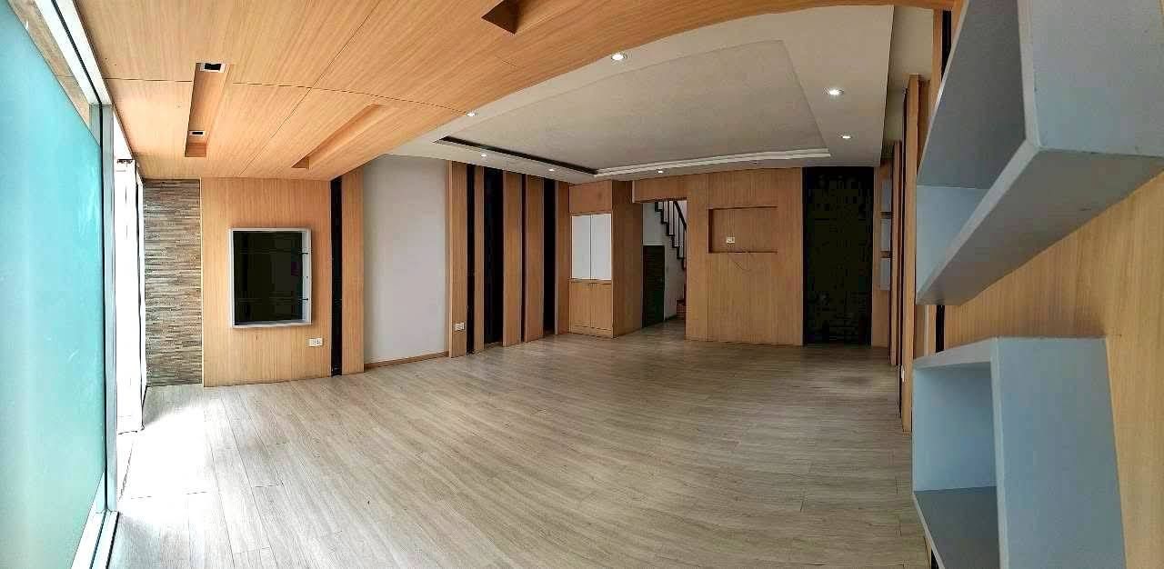 uploads/3efcf3ff-14c0-49cd-a97d-c18a86e0c28f/787ad85a-7976-4adc-bd26-f610c2735aac