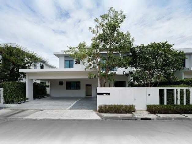 4 Bedroom House For Sale in Bang Chalong, Bang Phli, Samut Prakan - Image 1