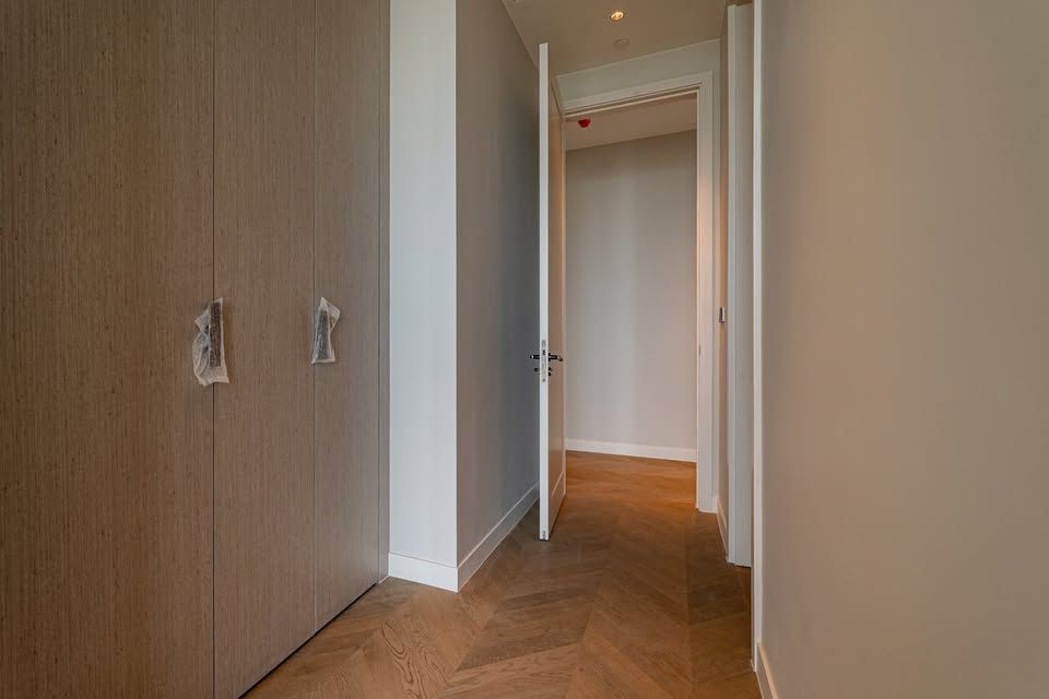 3 Bedroom Condo For Sale in Lumphini, Pathum Wan, Bangkok - Image 9