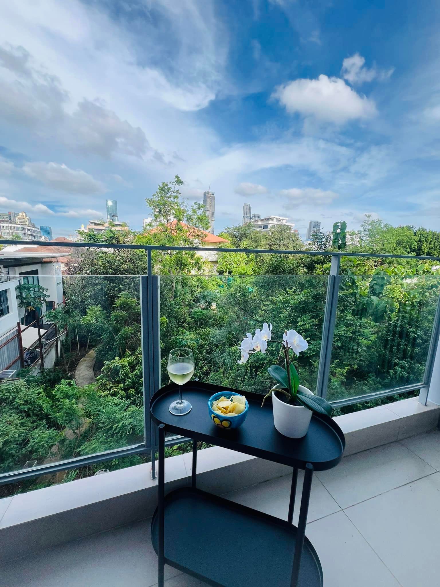 ดาวน์ทาวน์ 49 - Image 7