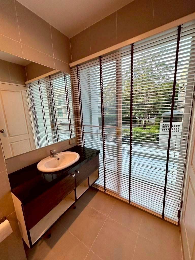 3 卧室 联排别墅 出租 在  - Image 9