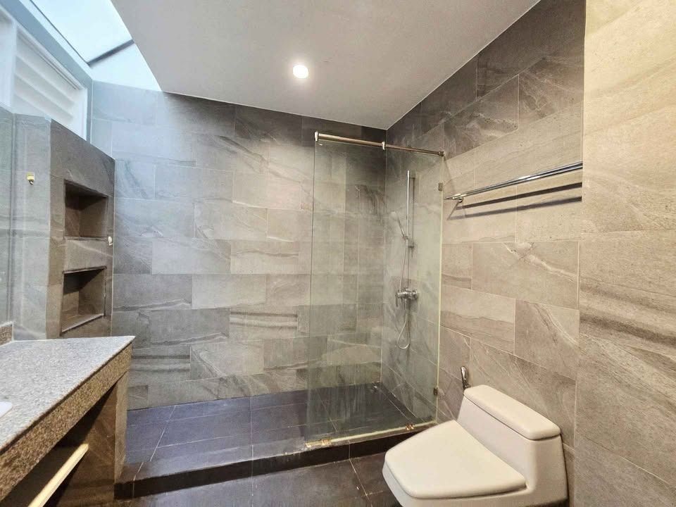 uploads/3efcf3ff-14c0-49cd-a97d-c18a86e0c28f/7e85fb6a-3299-4557-b0e7-7f7c5fed26ae