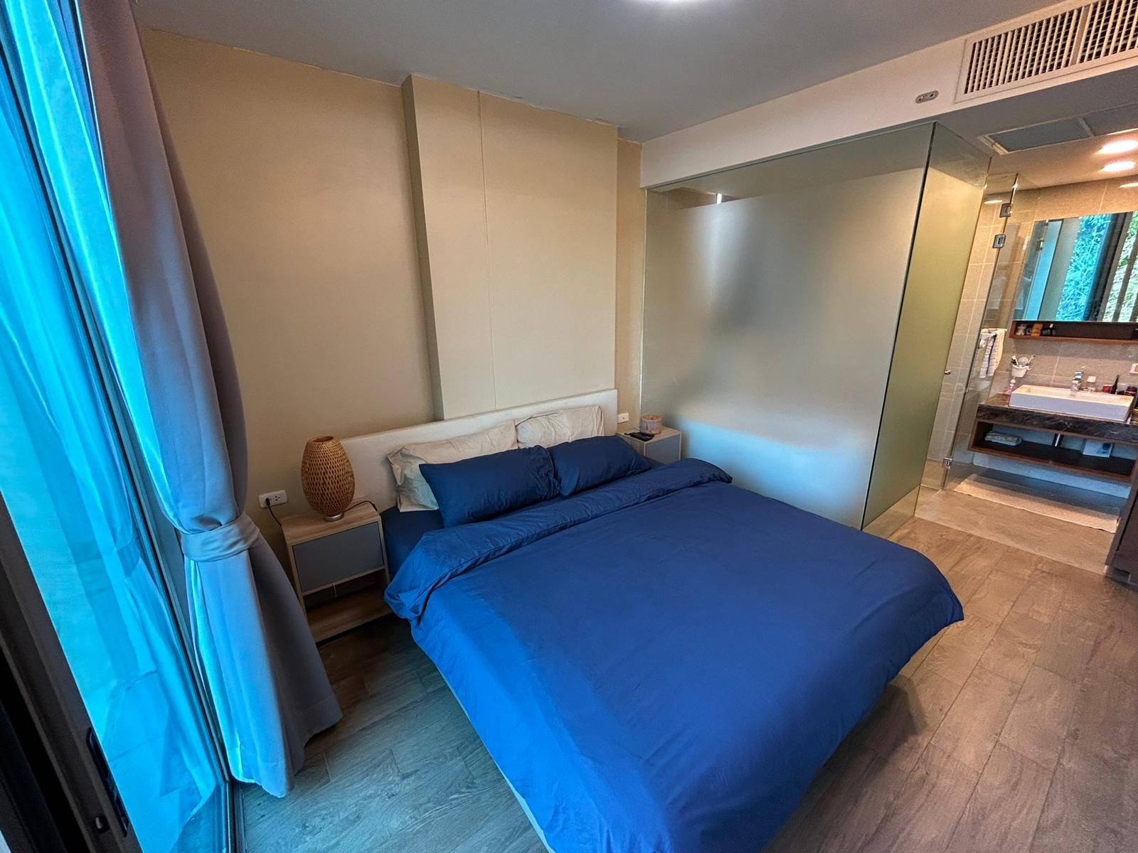 Siamese Thirty Nine - Image 6