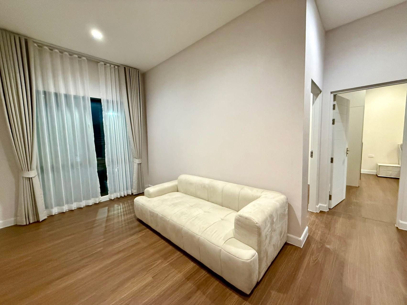 Bangkok Boulevard Srinakarin-Bangna - Image 9