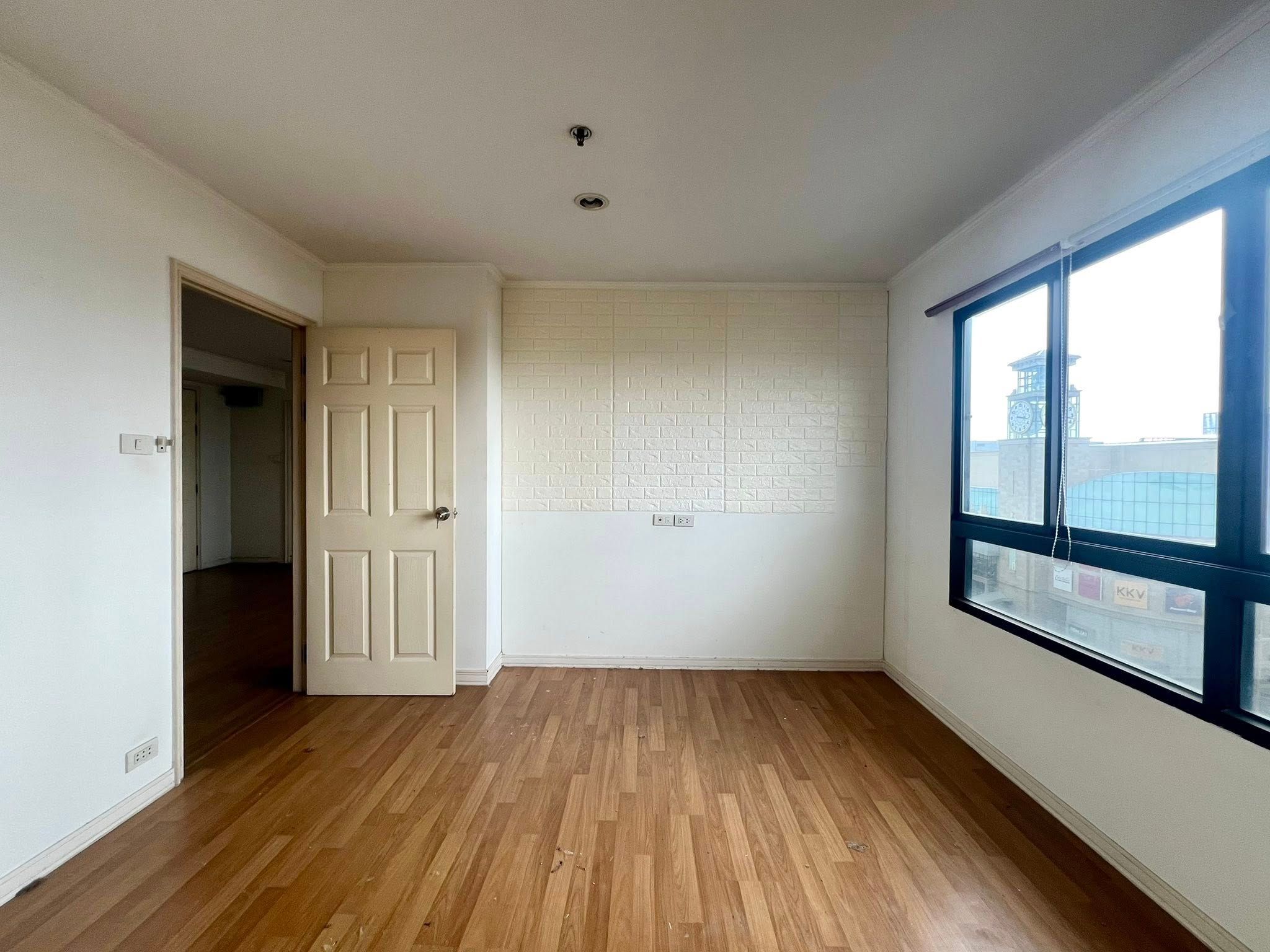 2 卧室 公寓 出售 在  - Image 4