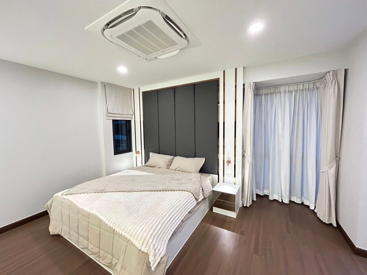 uploads/3efcf3ff-14c0-49cd-a97d-c18a86e0c28f/817a716d-abd1-4990-9961-66e0db5f4508